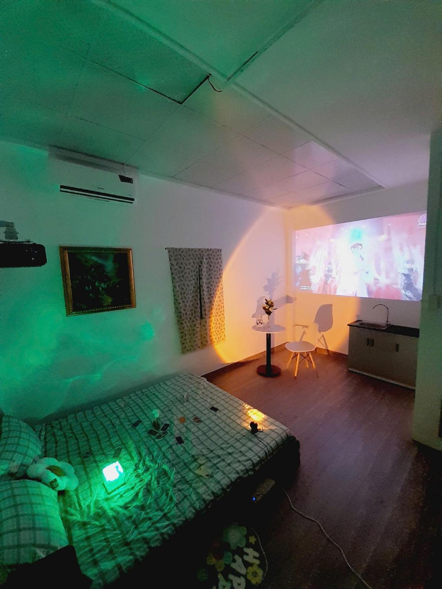 Bed & Breakfast Cozynest N Cinema